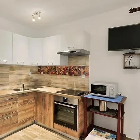 Vesna Pjescana Uvala