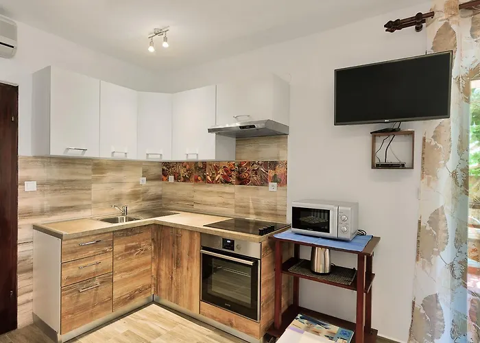 Vesna Pjescana Uvala