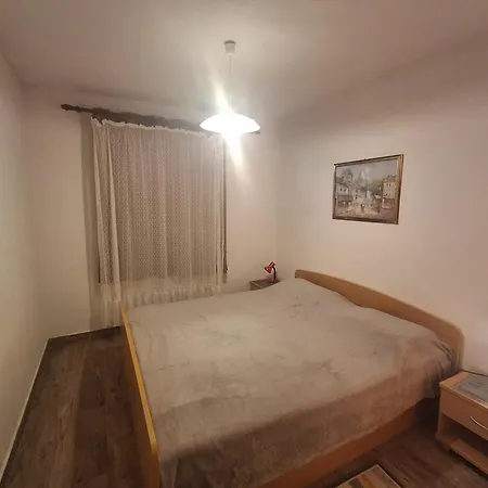 Vesna 아파트 프예스차나 우발라